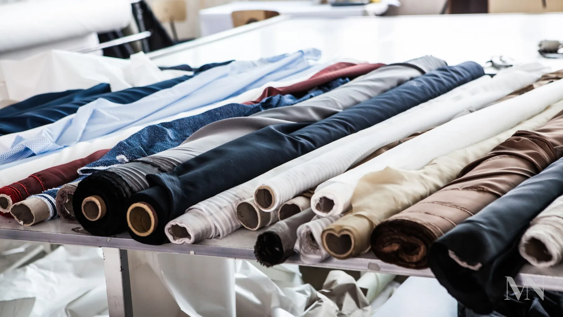 Tipos de tecido: o que você precisa saber na hora de comprar roupas